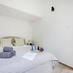 Chic 3br Heart Of District 7- Gem Apartmán Budapešť