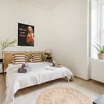 Chic 3br Heart Of District 7- Gem Apartmán