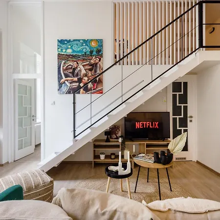 Chic 3br Heart Of District 7- Gem * בודפשט