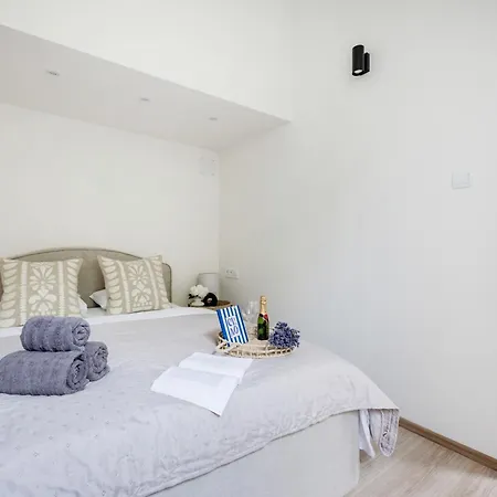 Chic 3br Heart Of District 7- Gem 公寓 布达佩斯